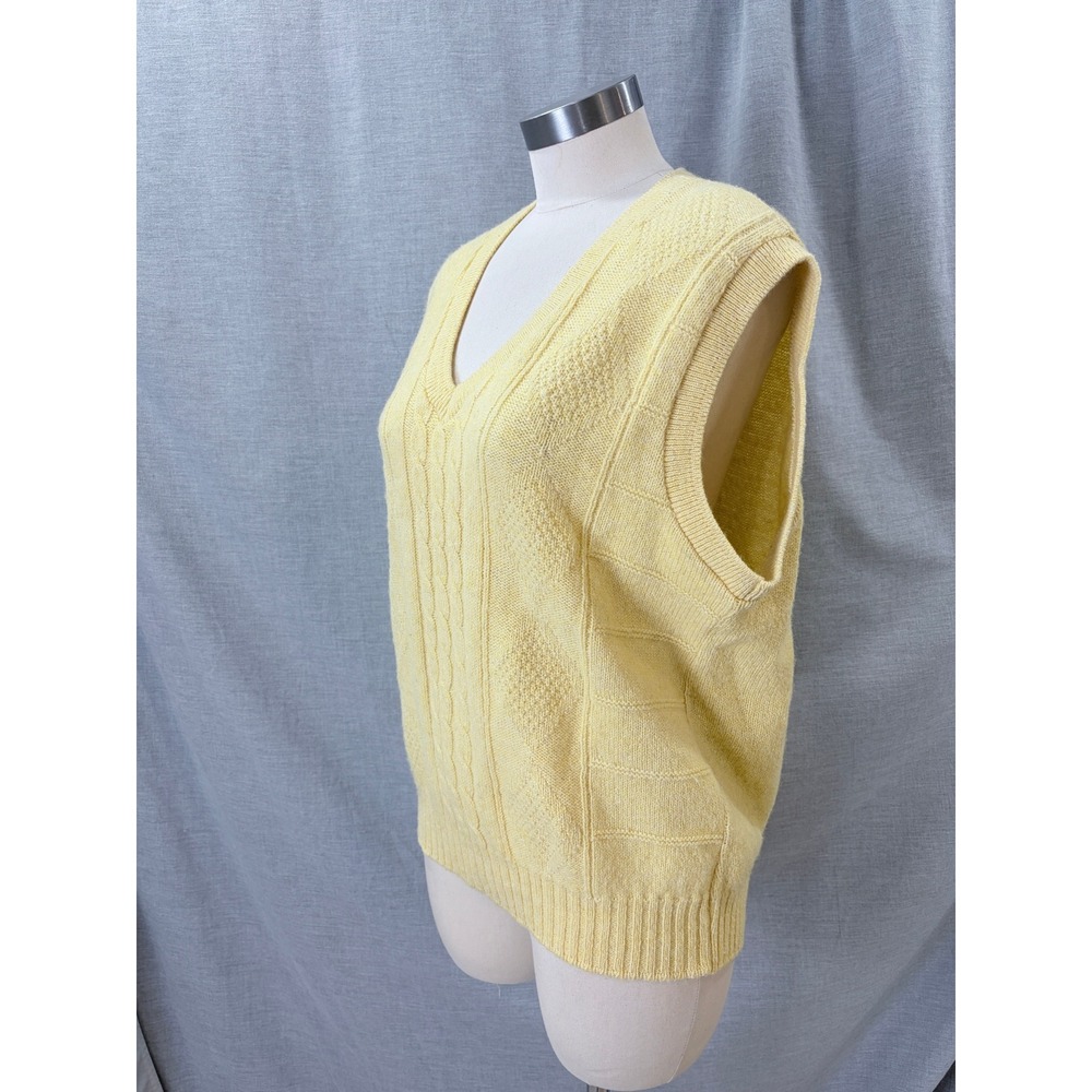 Vintage Style Yellow Cable Knit V-Neck Sweater Vest Sleeveless Pastel Top L - Picture 5 of 7